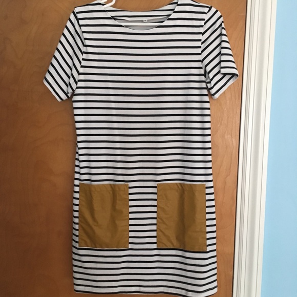 Dresses & Skirts - T shirt dress